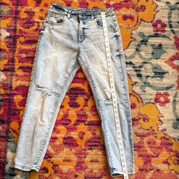 Art Class Blue Distressed Jeans - Picture 4 of 9